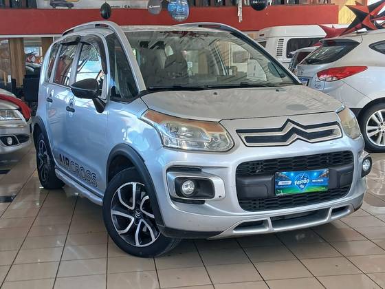 CITROËN AIRCROSS 1.6 GLX 16V FLEX 4P AUTOMÁTICO CITROËN AIRCROSS 1.6 GLX 16V FLEX 4P AUTOMÁTICO